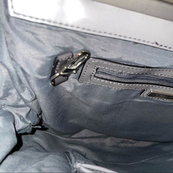 The Limited Gray Clutch - Picture 6 of 8